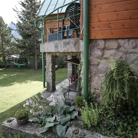 Janosik Lodge