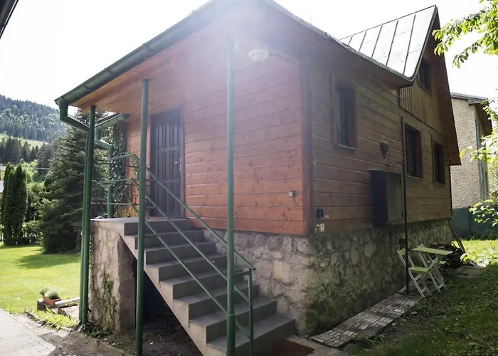 Janosik 山林小屋 *